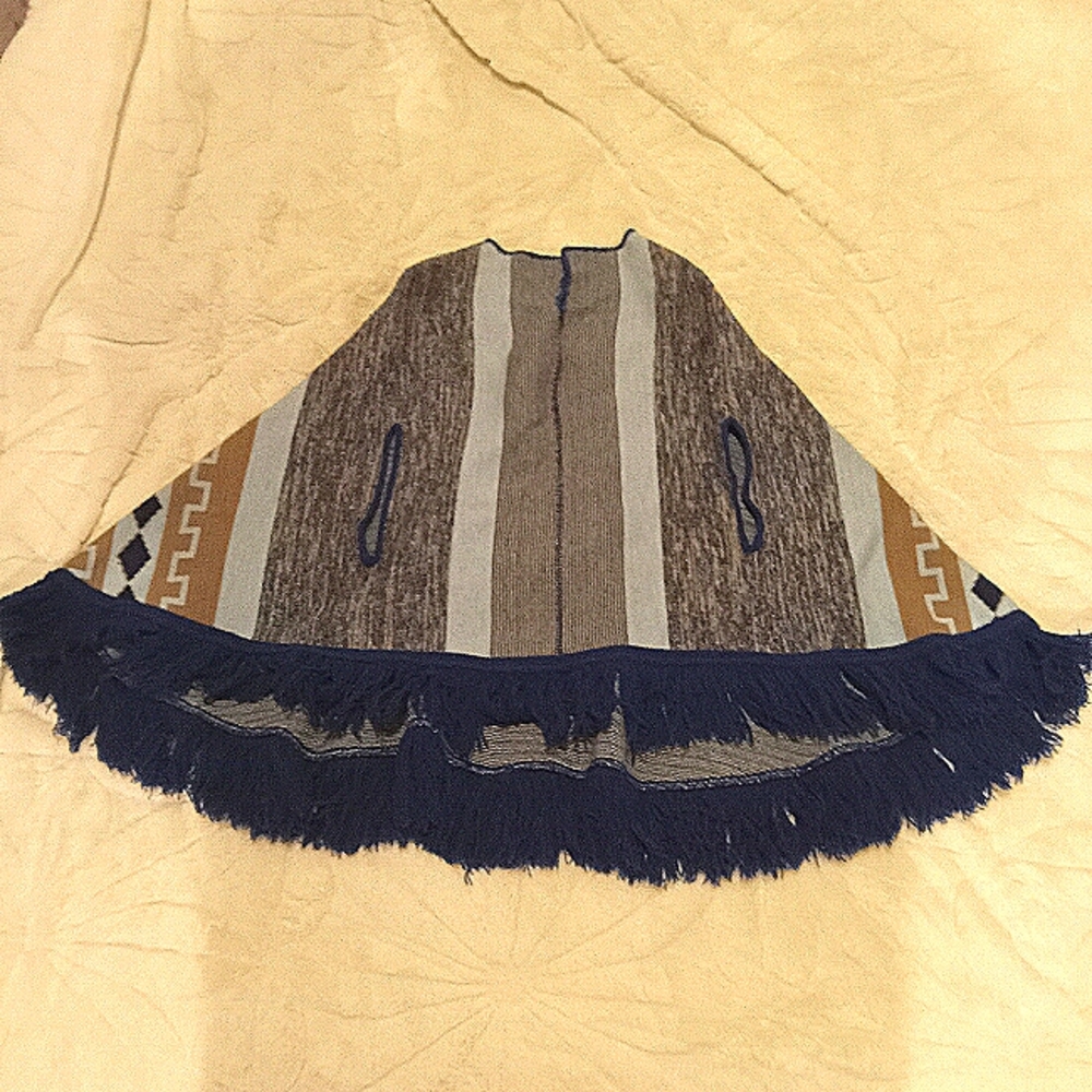 Vintage Classic Creations of California S western Fringe Knit Poncho Blue Beige